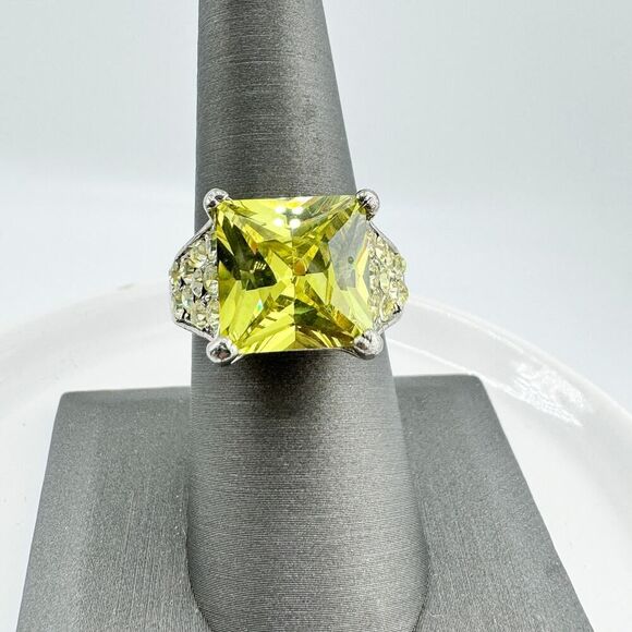 Vintage Leach & Garner Yellow Rhinestone Statement Ring Retro Glam Regency - Picture 2 of 10